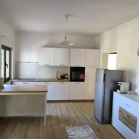 Apartment Seaside Perla Martinscica (Cres)