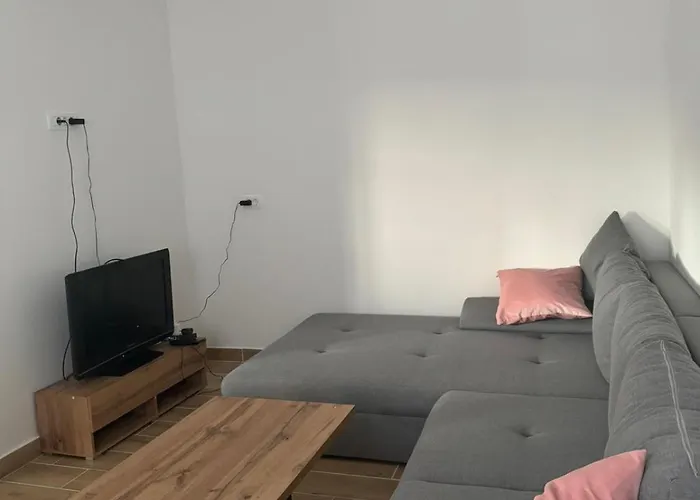Apartman Seaside Perla *