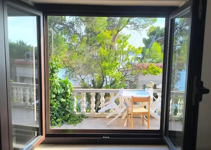 Seaside Perla Martinšćica